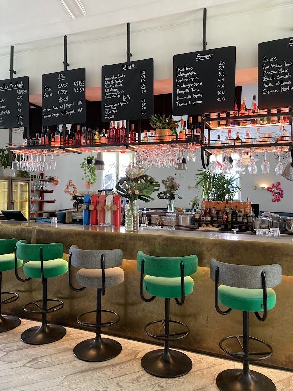 Cafe Central