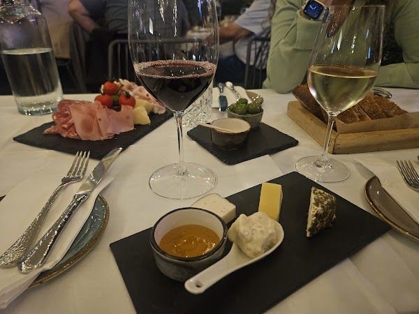 Vinothek W-Einbar
