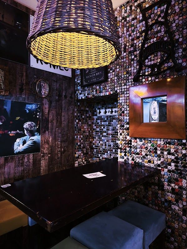 Jabeerwocky Craft Beer Pub
