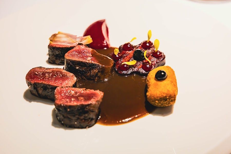 Platter by Karol Okrasa, Warsaw