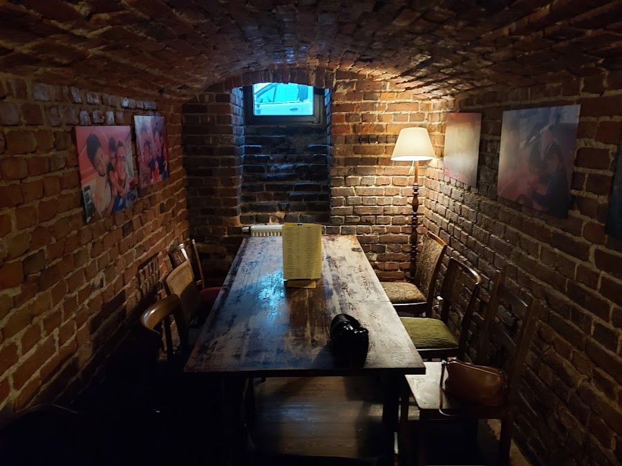 Skladniki, Warsaw