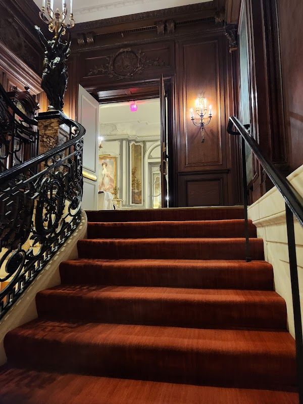 Allegory at Eaton Hotel