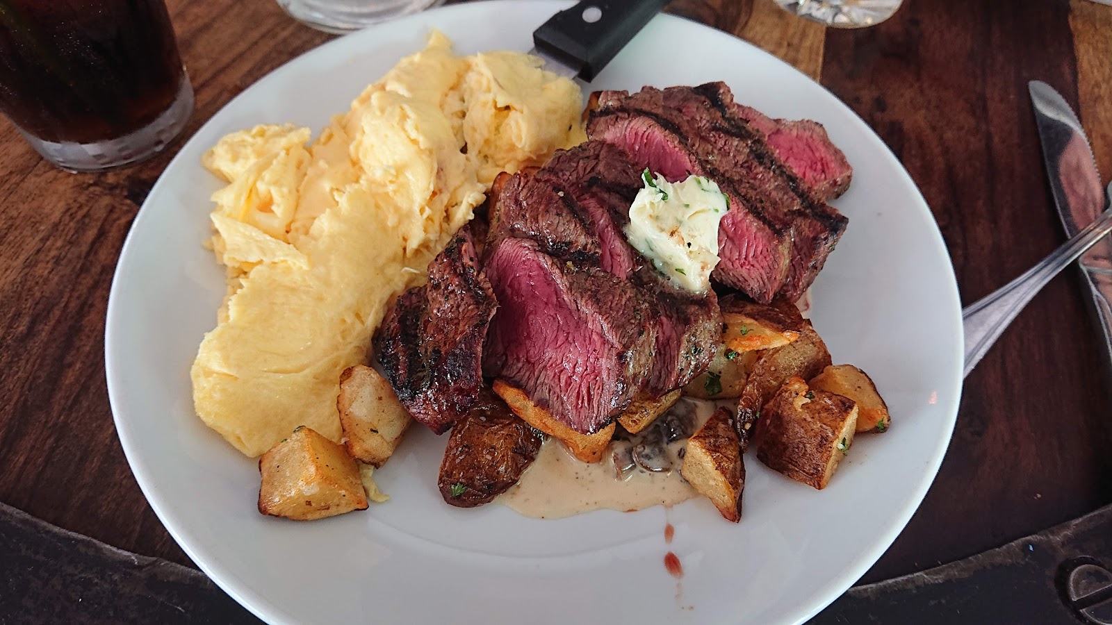 Shaw's Tavern, Washington Dc