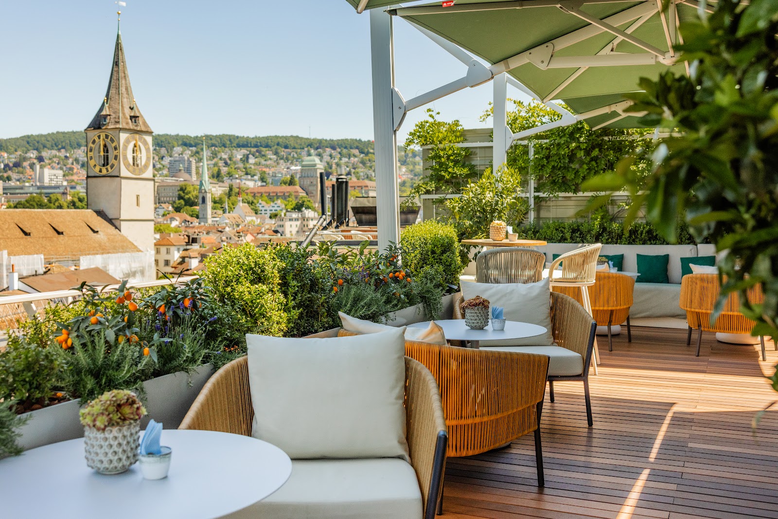 1838 Rooftop bar atop the Mandarin Oriental Savoy, Paradeplatz, Zurich