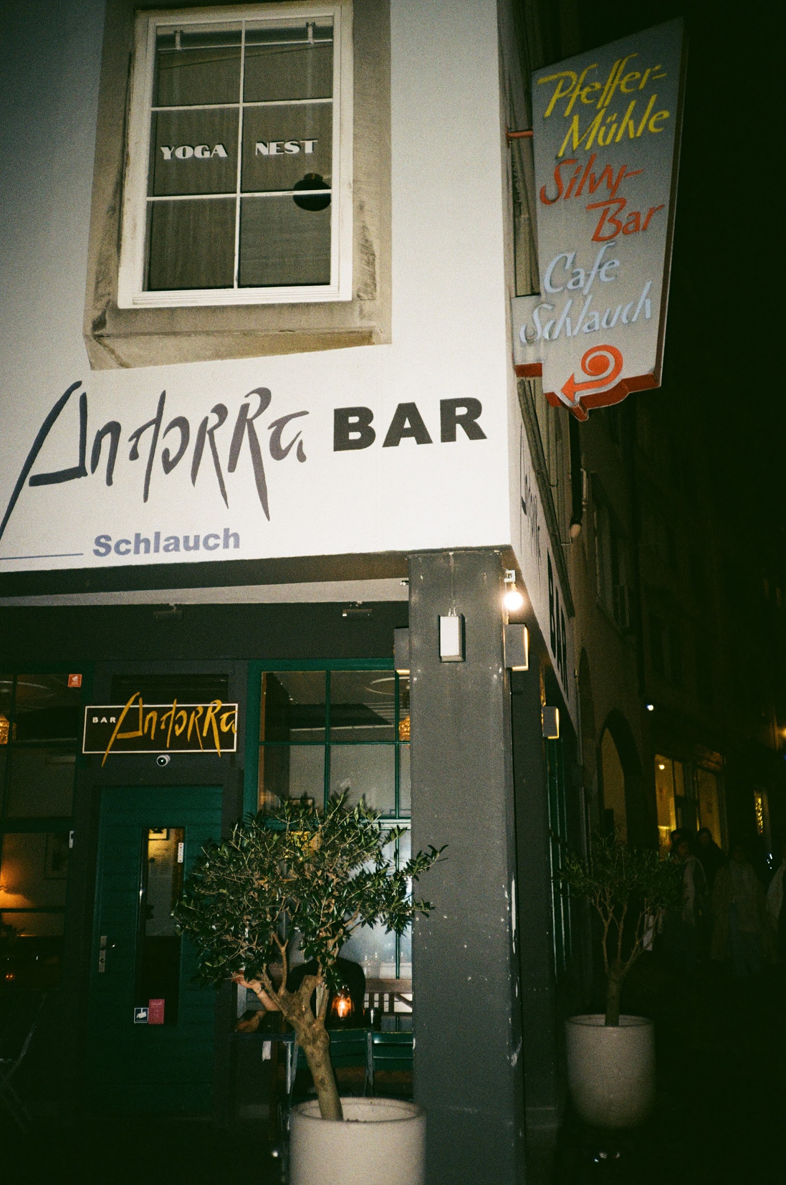 Andorra Bar beer and whisky bar interior, Niederdorf Münstergasse Zürich