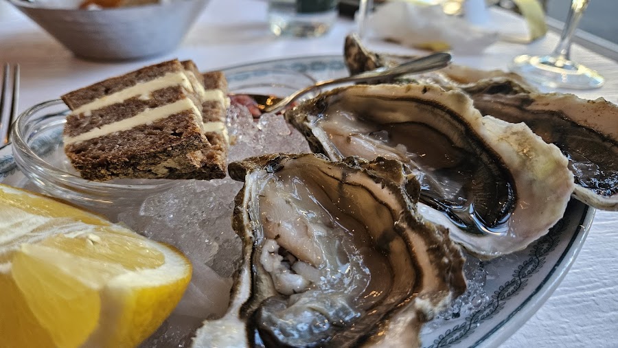 Brasserie Lipp drinks, Zurich