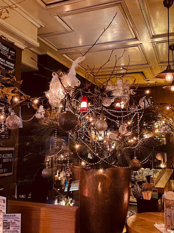 Tales Bar in Zurich