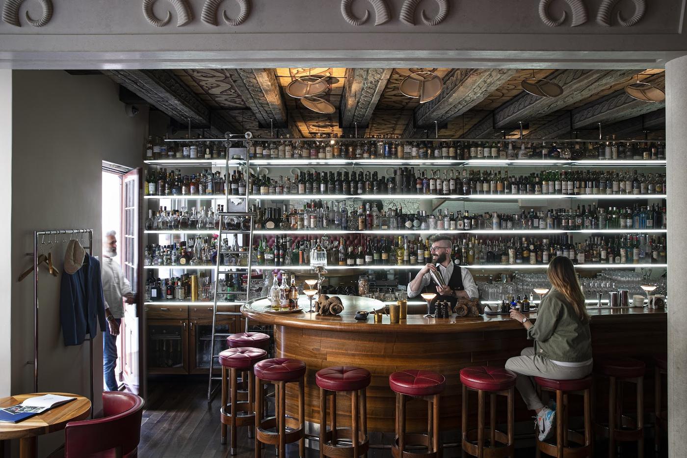 Weinstube im Turm Zürich bar interior
